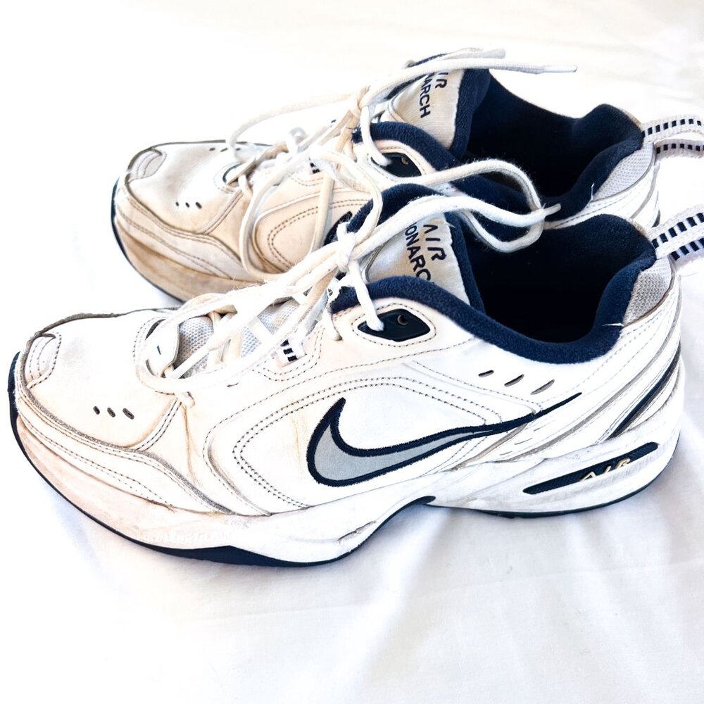 Nike Men's Air Monarch IV (White/Silver/Midnight Navy) Training Shoes Size 11 - Picture 5 of 10